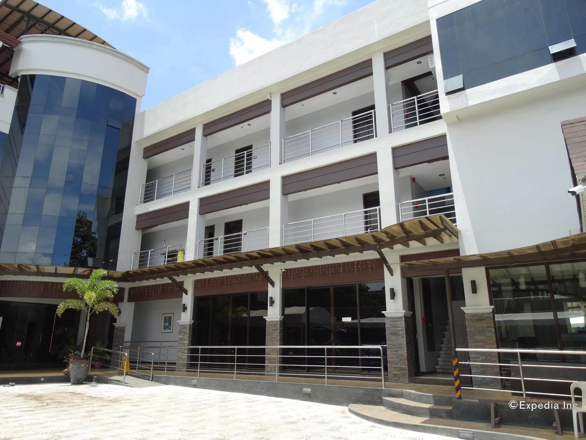 Davao City Peridot Suites מראה חיצוני תמונה