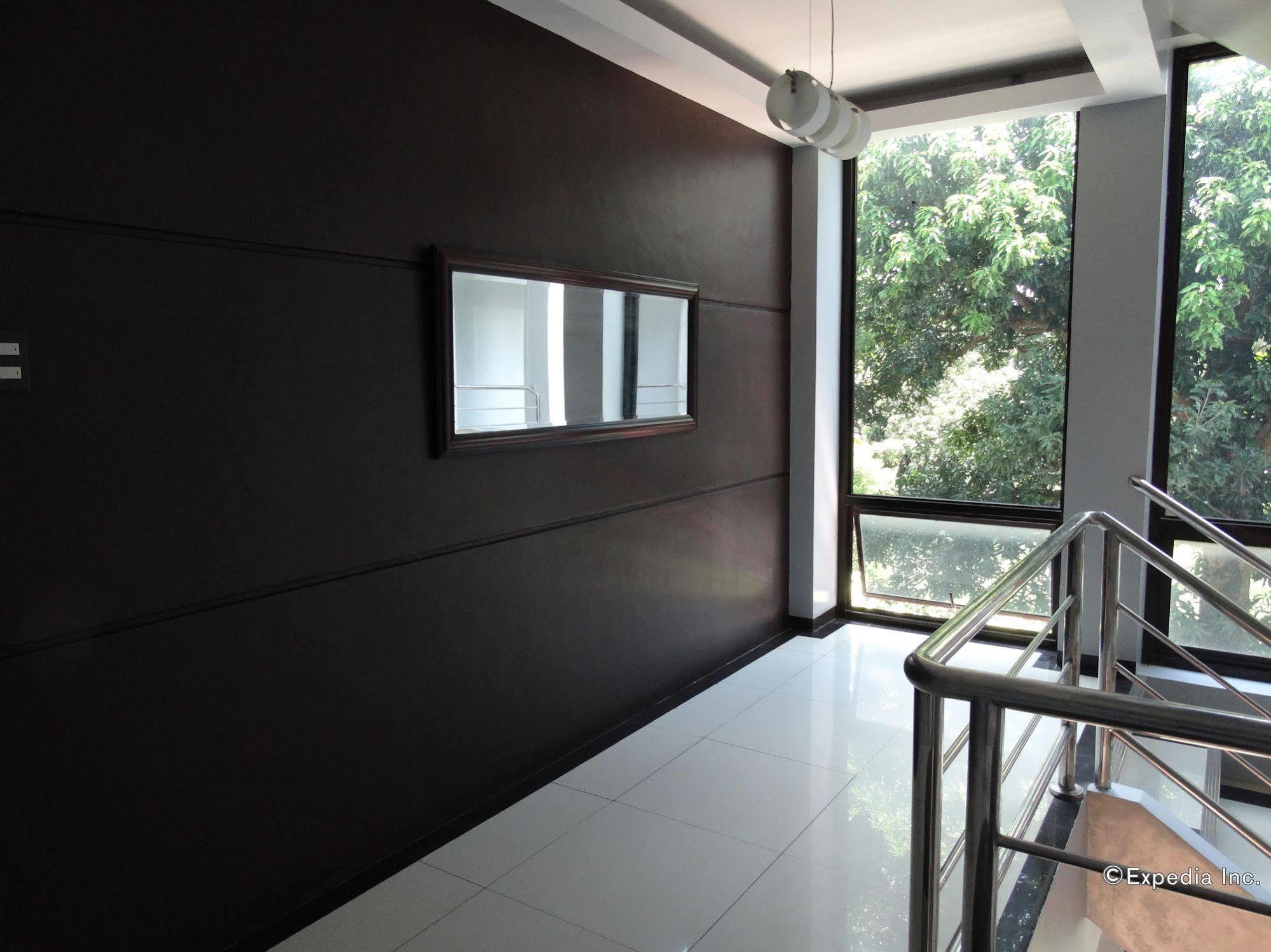 Davao City Peridot Suites מראה חיצוני תמונה