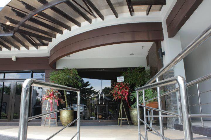 Davao City Peridot Suites מראה חיצוני תמונה